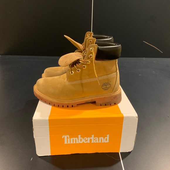 Men’s timberland boot, size 7 fits like size 8 - Picture 3 of 6